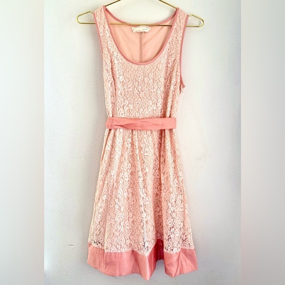 Areve Dresses & Skirts - A'reve Anthropologie Dress Peach Pink Trimmed lace sleeveless A Line Fit Flare
